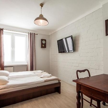 Avion Hotel Świdnik Стая снимка